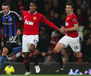 Antonio Valencia 14