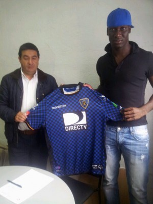 Orlindo Ayoví fue presentado por el Club Irapuato de México Orlindo Ayovi