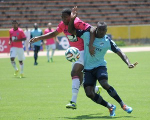 Cumplió su sanción y Angulo apunta a titular vs Cuenca Daniel Angulo