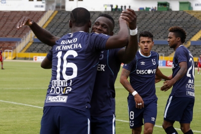 U Catolica 10