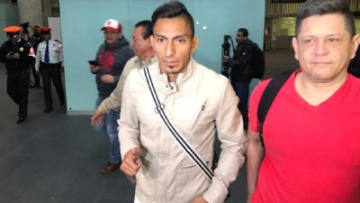 Ángel Mena aeropuerto