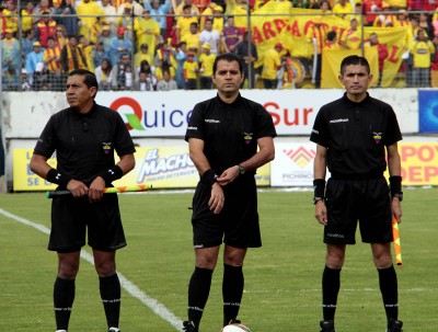 arbitro Daniel Salazar 2