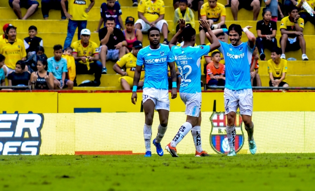 U Catolica 5