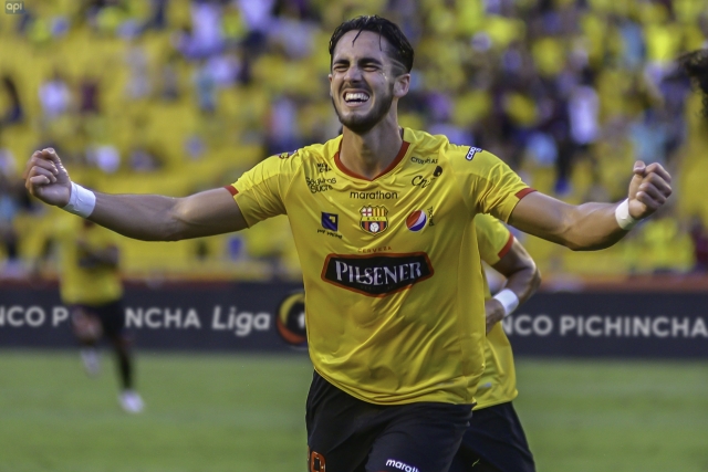 Leonardo Campana 4