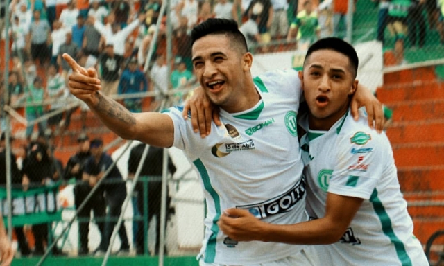 Kevin y Alexander Ushiña