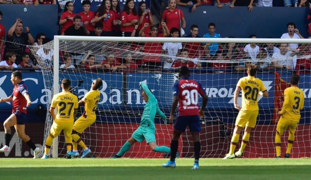 Pervis Estupiñan 7
