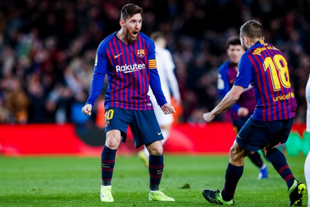 Lionel Messi 13