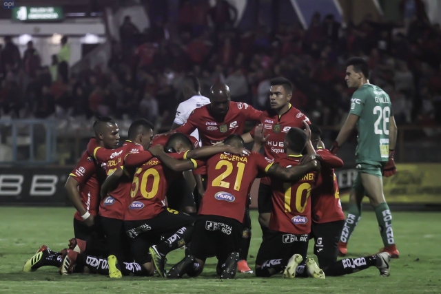 Deportivo Cuenca 13