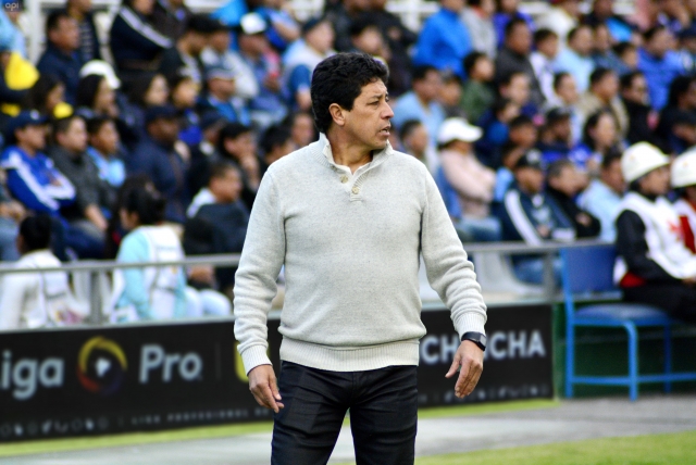 Paul Velez 15