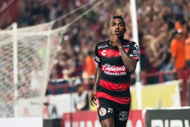 Miler Bolaños 7