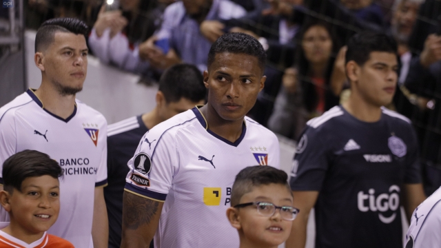 Antonio Valencia 12