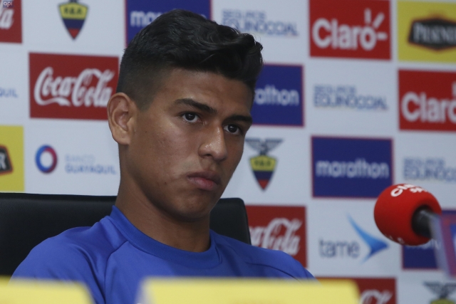 Xavier Arreaga Sel