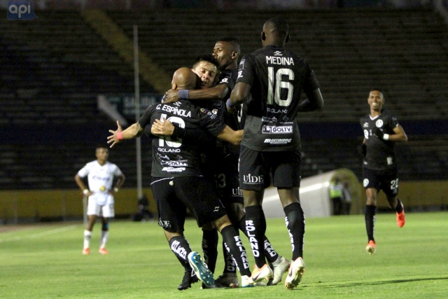 America Quito 2