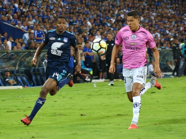 Luis Ayala 6