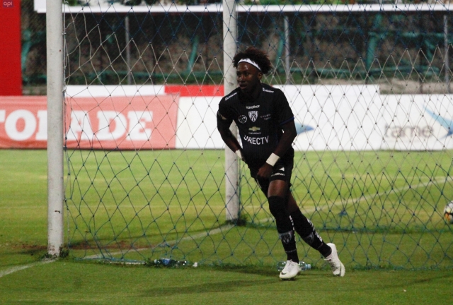 Angelo Preciado 3