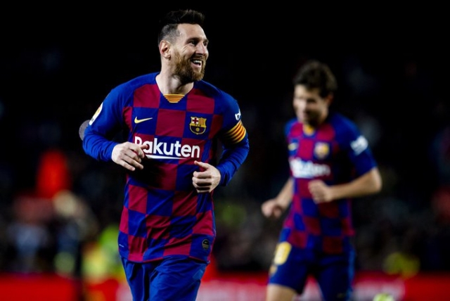 Lionel Messi 9