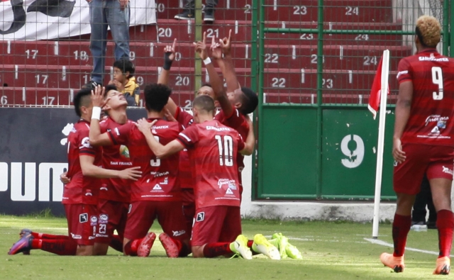 T.Universitario 13