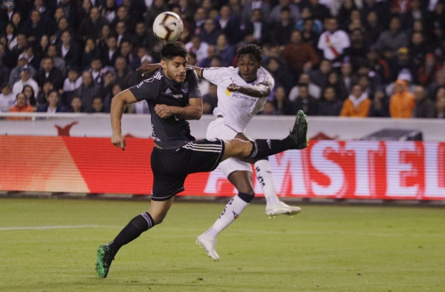 Anderson Julio 7