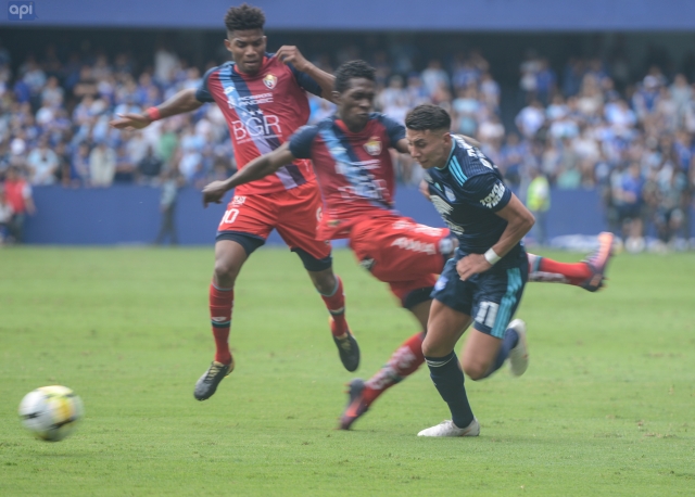 Joao Rojas L 9
