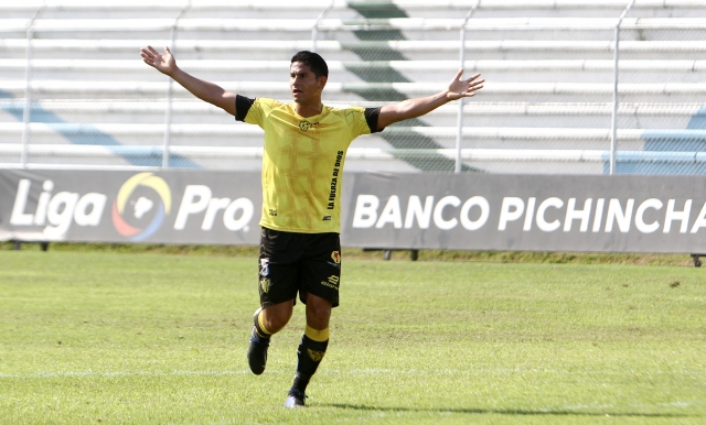 Adrian Vera