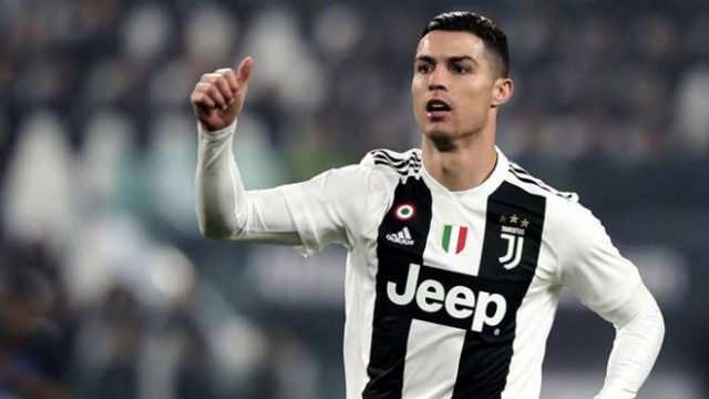 Cristiano Ronaldo 12