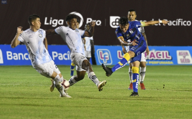 Carlos Garces 17