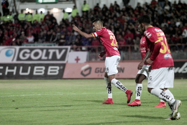 Raul Becerra 6