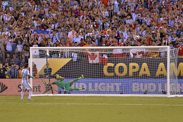 Lionel Messi penal