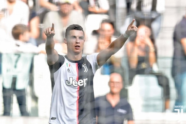 Cristiano Ronaldo 6