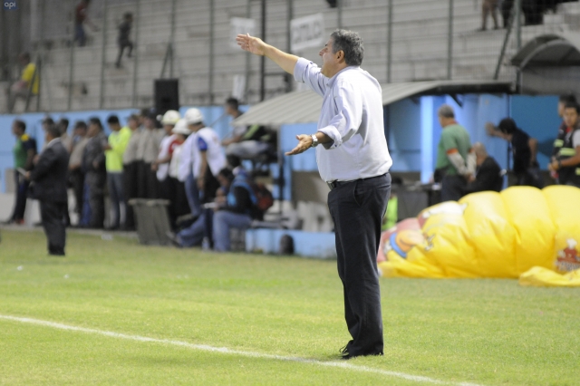 Santiago Escobar 4