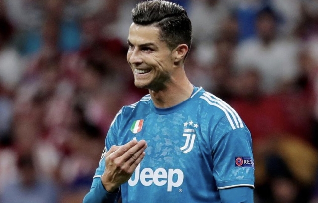 Cristiano Ronaldo 4
