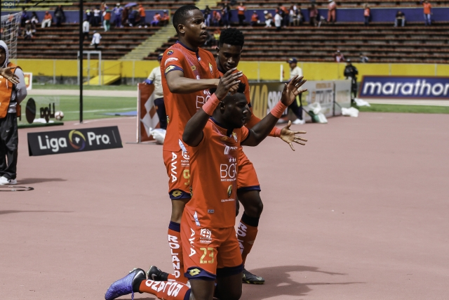 Nacional 8