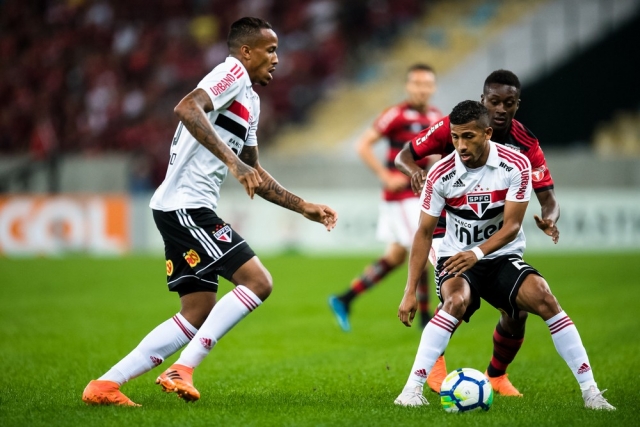 Joao Rojas 7
