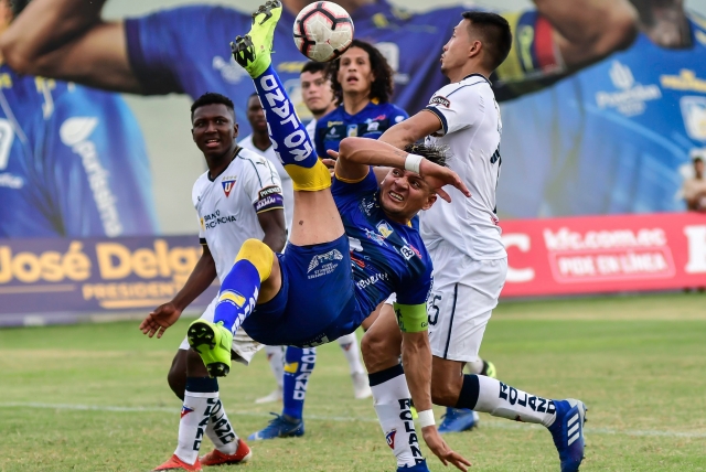 Carlos Garces 9