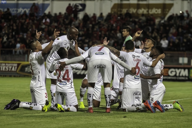 Deportivo Cuenca 8