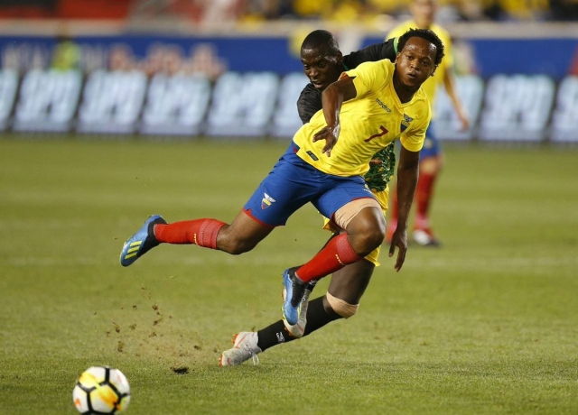Romario Ibarra Sel 3