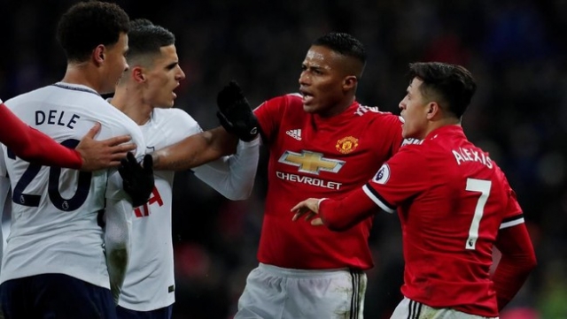 Antonio Valencia 34