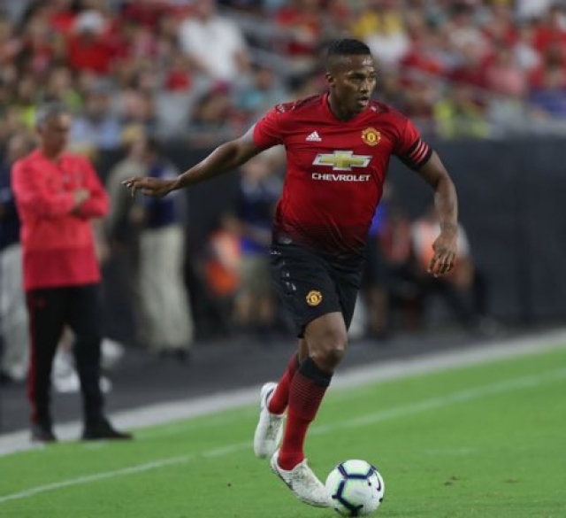 Antonio Valencia 4