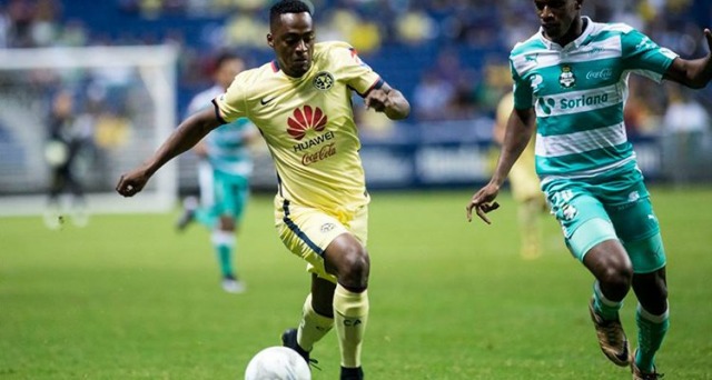 Renato Ibarra 15