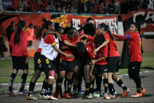 Deportivo Cuenca Femenino 5