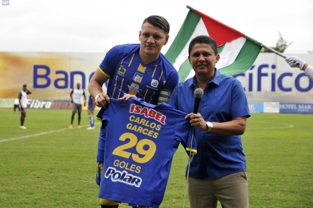 Carlos Garces 11