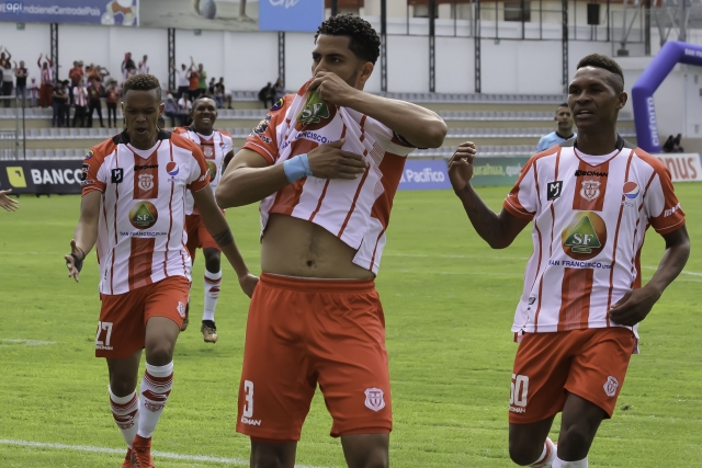 T.Universitario 4