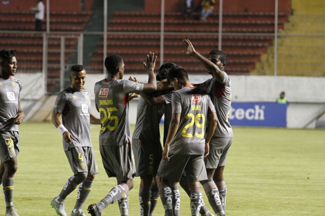 Aucas 13