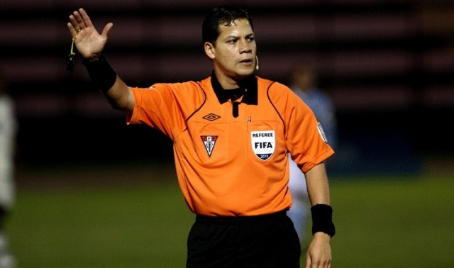arbitro Victor Carri