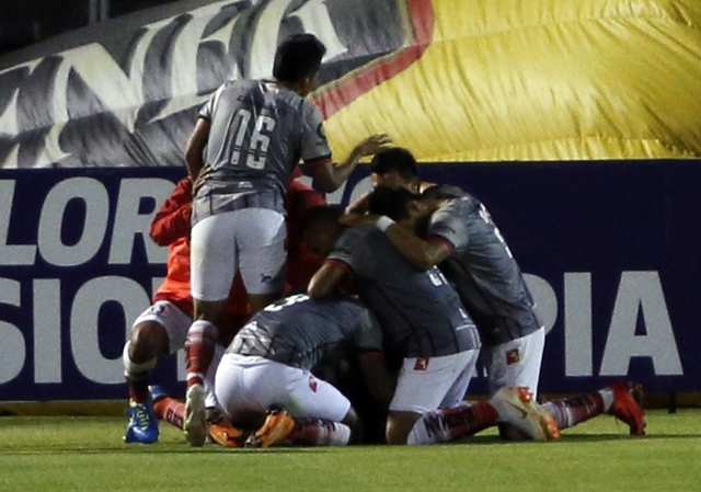 T.Universitario 27