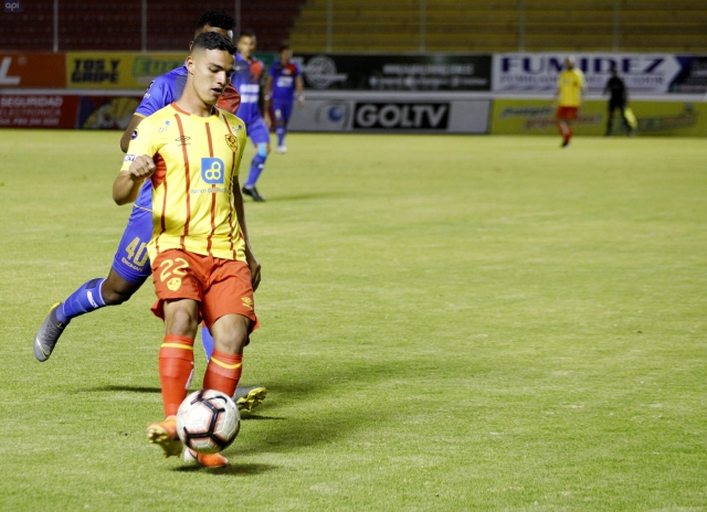 Alexander Alvarado 3