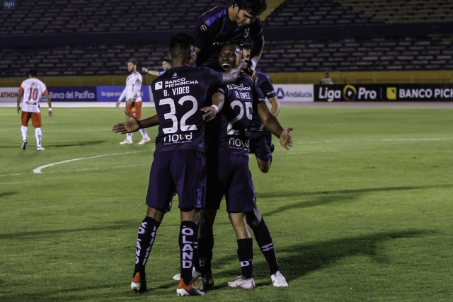 U Catolica 3