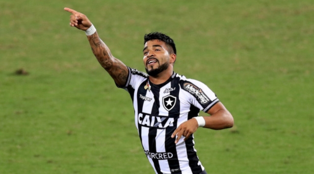 Rodrigo Aguirre 2
