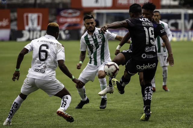 America Quito 2