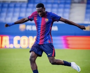 Josué Caicedo suma todos los minutos, le salen las cosas y ya marca diferencias con el Barça Atlètic